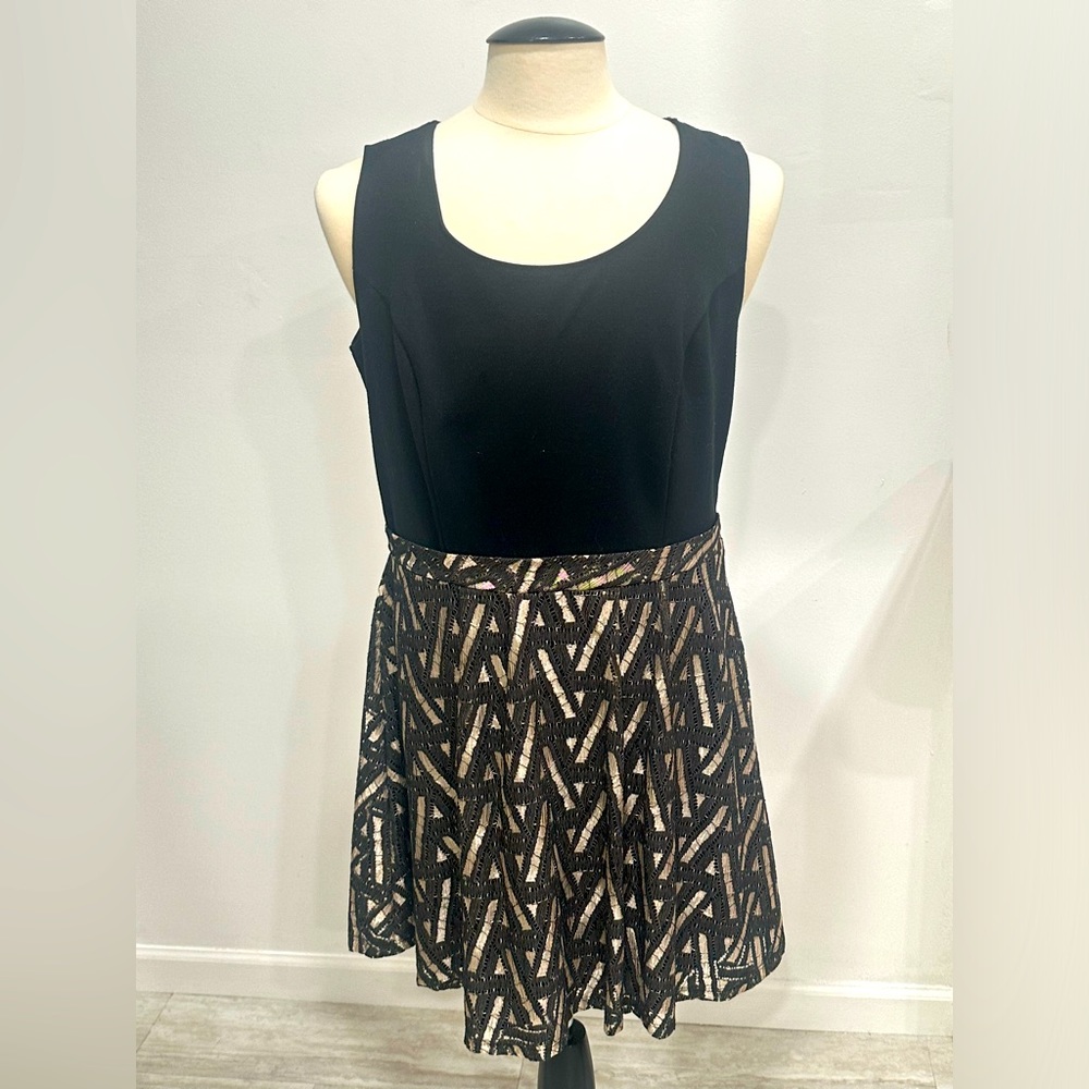 Black and gold flowy dress by xhilaration